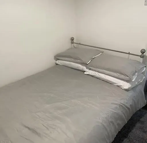 Birks Road Tatil Evi