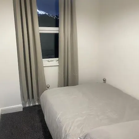 度假居 Birks Road *