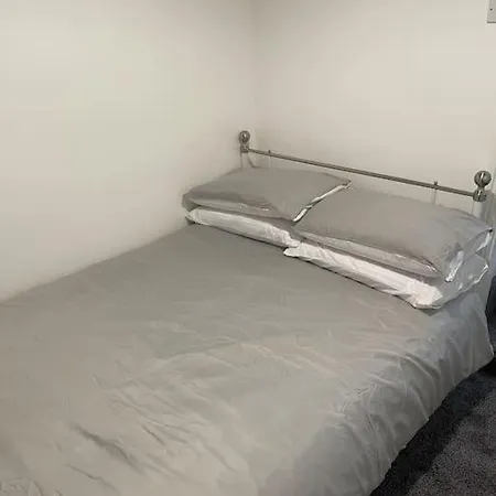 Birks Road 度假居